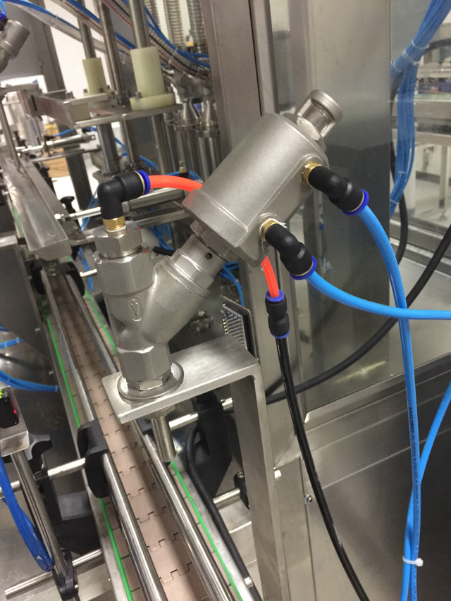 system płukania gazem do podłączenia podczas napełniania.jpg