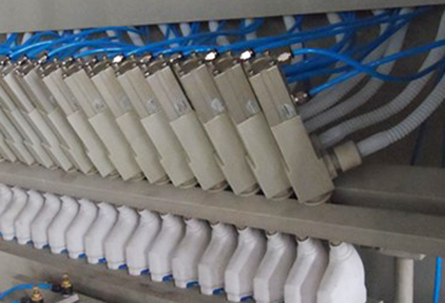 dostosowane dysze napełniające.jpg