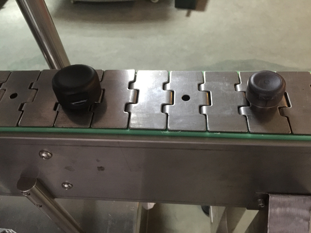 maszyna do etykietowania rękawów taśmowych.jpg