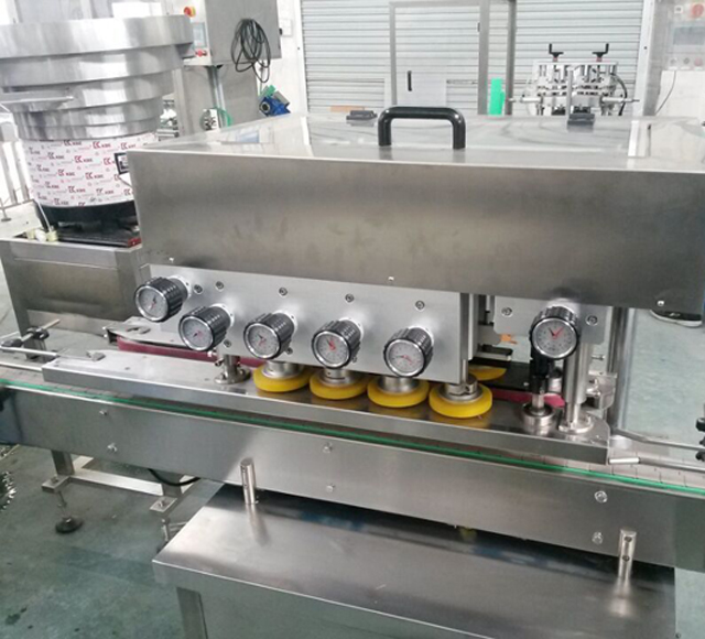 maszyny napełniające i zamykające (4).jpg