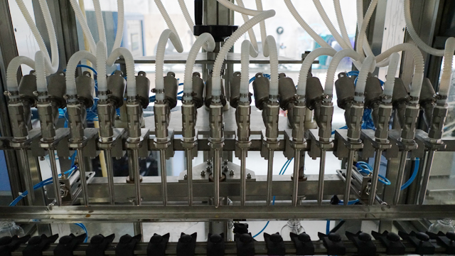 maszyny do napełniania grawitacja.jpg