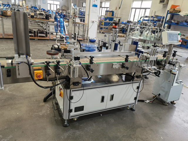 szczegóły maszyny etykietującej (2).jpg