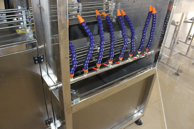 Maszyna do mycia słoików (2).JPG