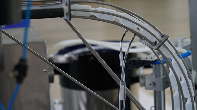 podajnik butelek.jpg