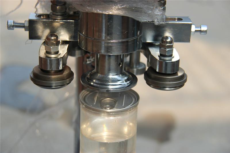 sprzęt do uszczelniania puszek.jpg