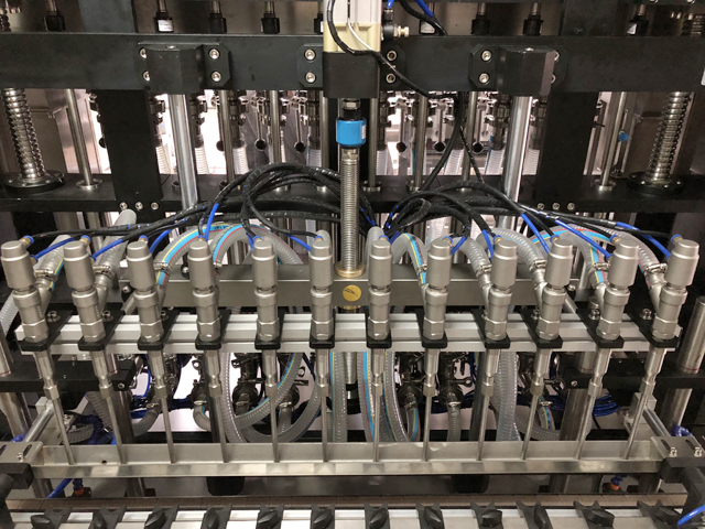 dysze napełniające.JPG