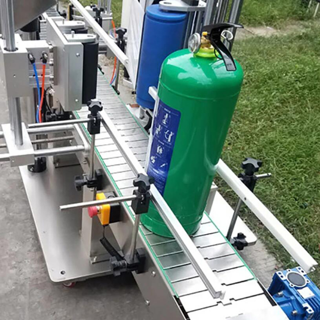 maszyna etykietująca cylinder.jpg