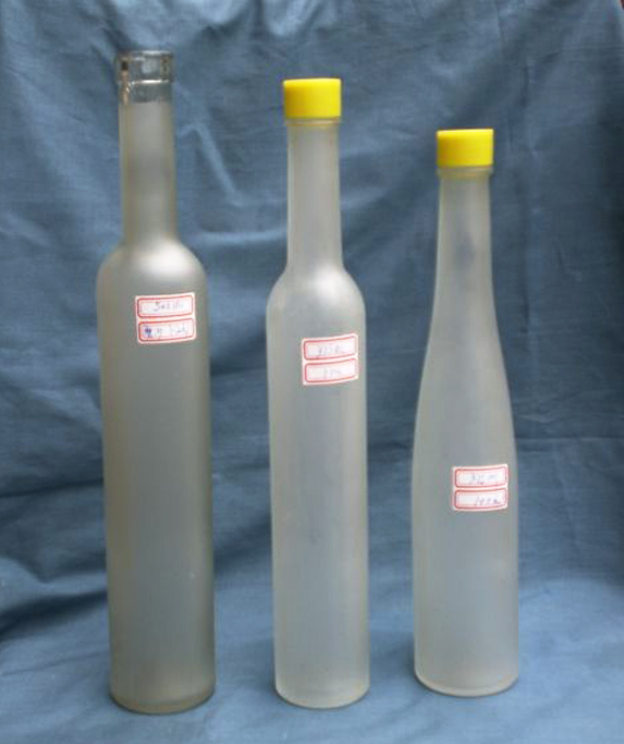 bottles glass for filling machine butelki wina do napełniania przelewem.jpg