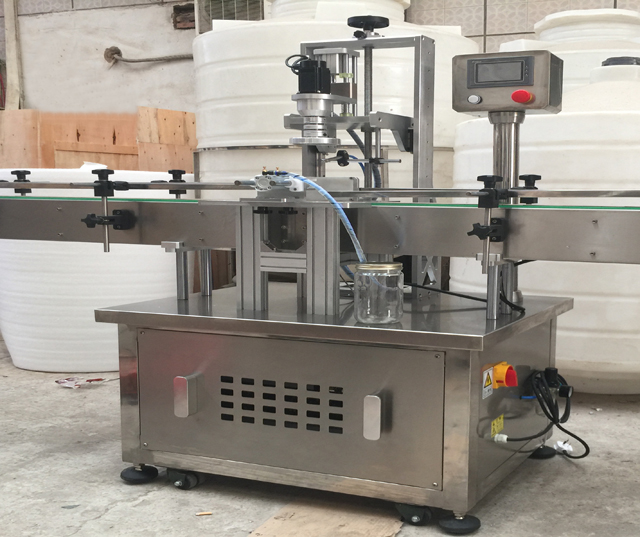 automatyczna zakręcarka.jpg