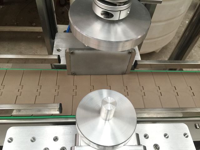 automatyczna zakręcarka.jpg