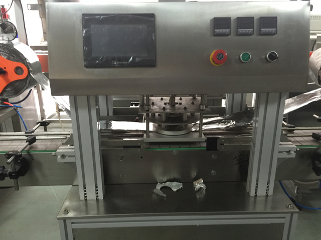 maszyna do zamykania słoików.jpg