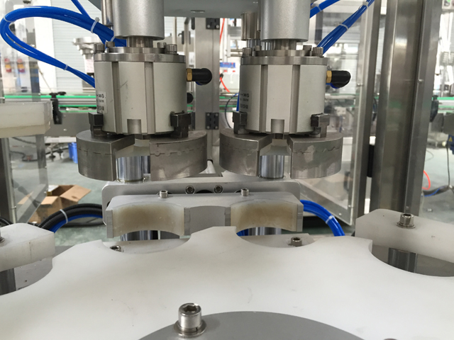 Maszyna do zamykania próżniowego.jpg