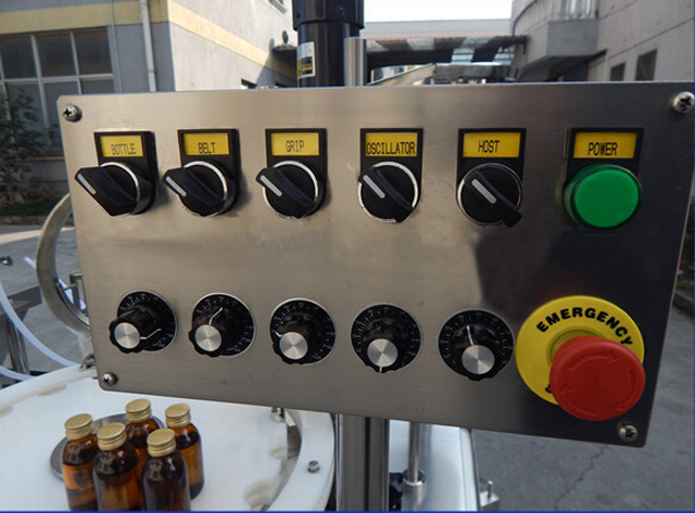 buttons for capping machine przycisk sterujący maszyną zamykającą.jpg