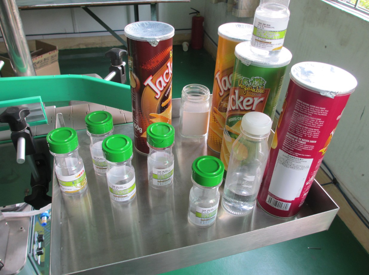 ETYKIETA NA Puszki OKRĄGŁE ETIKETTIERMASCHINE.jpg