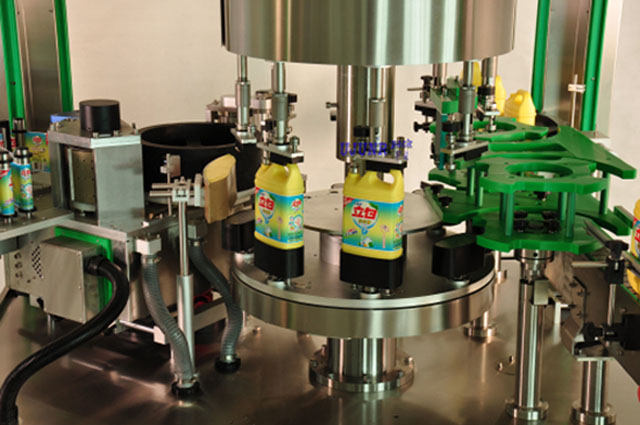 etykieciarka na gorąco.jpg