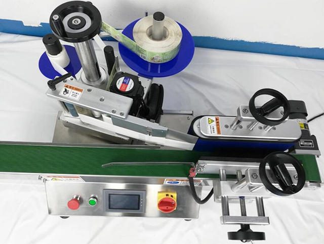 Etykieciarka stołowa