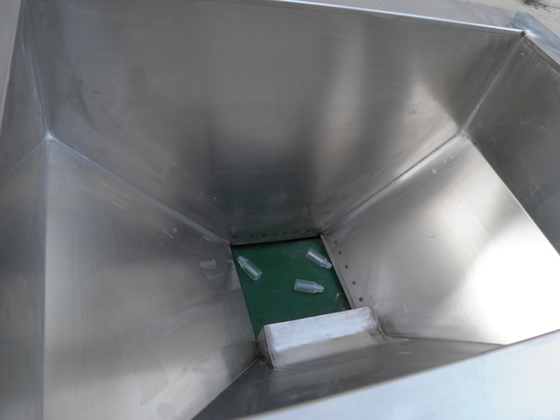 E liquid unscrambler for filling capping line rozszyfrowywacz butelek dla E liquid.jpg