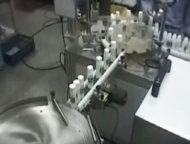 maszyny do napełniania i zamykania.jpg