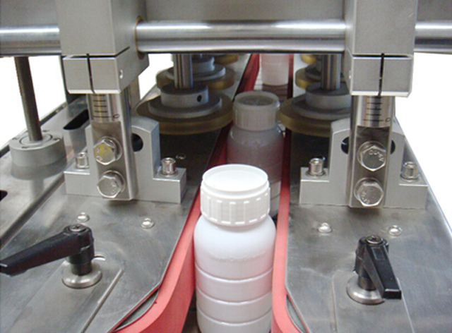 sprzęt do zakręcania śrub.jpg