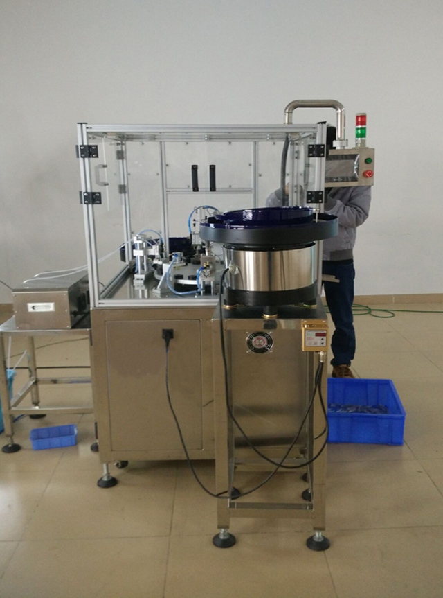 testowanie maszyn przez inżyniera.jpg