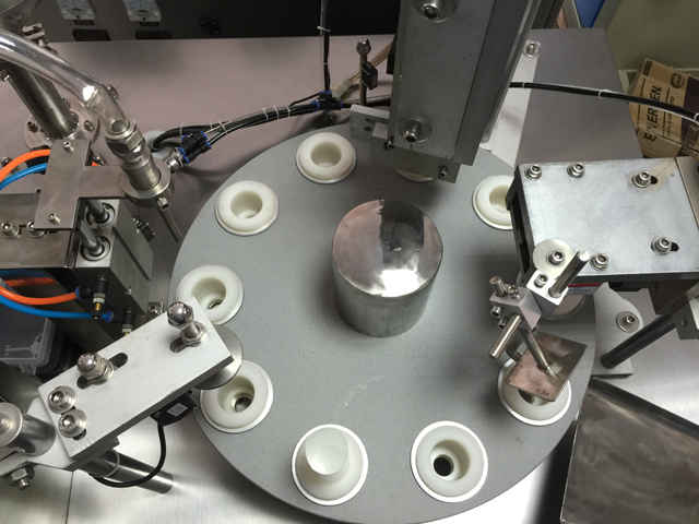 część ze stali nierdzewnej do ultradźwiękowej zgrzewarki do wypełniaczy.jpg