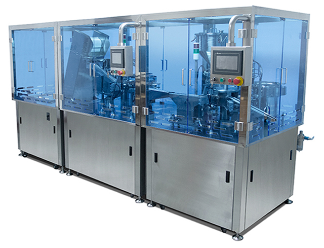 linia napełniania strzykawek.jpg