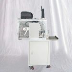 Półautomatyczna maszyna do drukowania i nakładania naklejek na kable i przewody