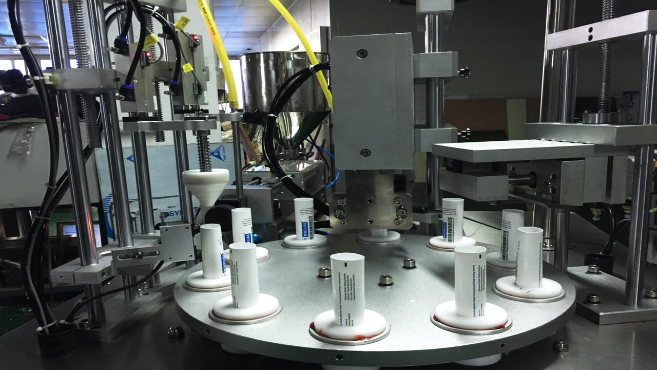 rotary filling sealing machine obrotowe napełnianie ultradźwiękowe uszczelnianie rur.jpg