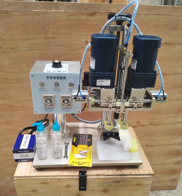 maszyna do zamykania śrub.jpg