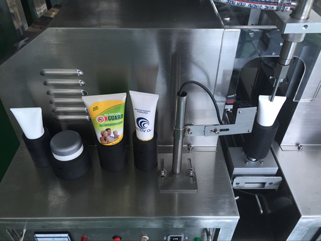 5szt do wypełniania uszczelnień.jpg