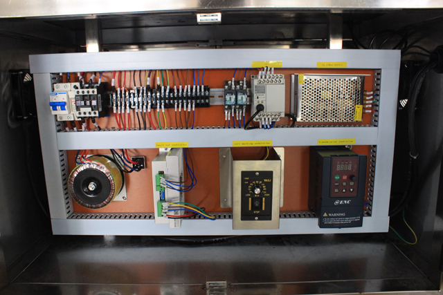 konfiguracja maszyny do napełniania i zamykania