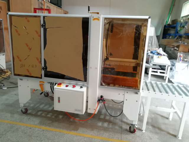 zaklejarka do kartonów.jpg